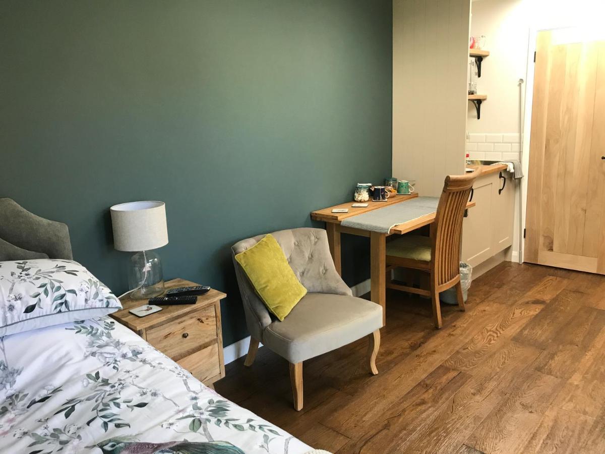 Corner House Luxury Bnb Little Dunmow Εξωτερικό φωτογραφία