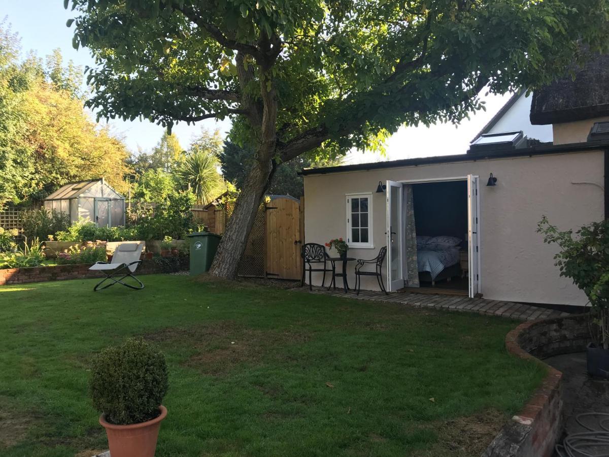 Corner House Luxury Bnb Little Dunmow Εξωτερικό φωτογραφία