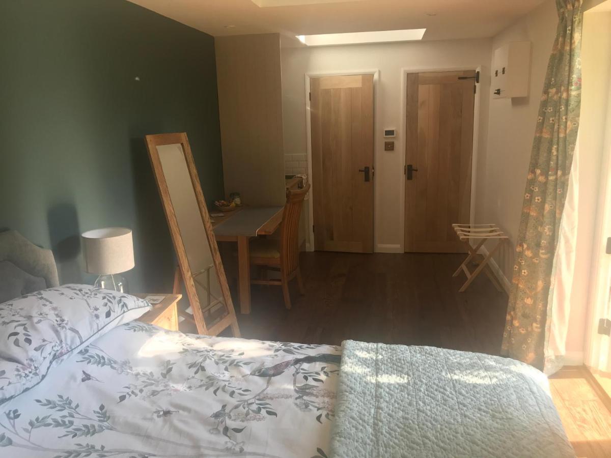 Corner House Luxury Bnb Little Dunmow Εξωτερικό φωτογραφία