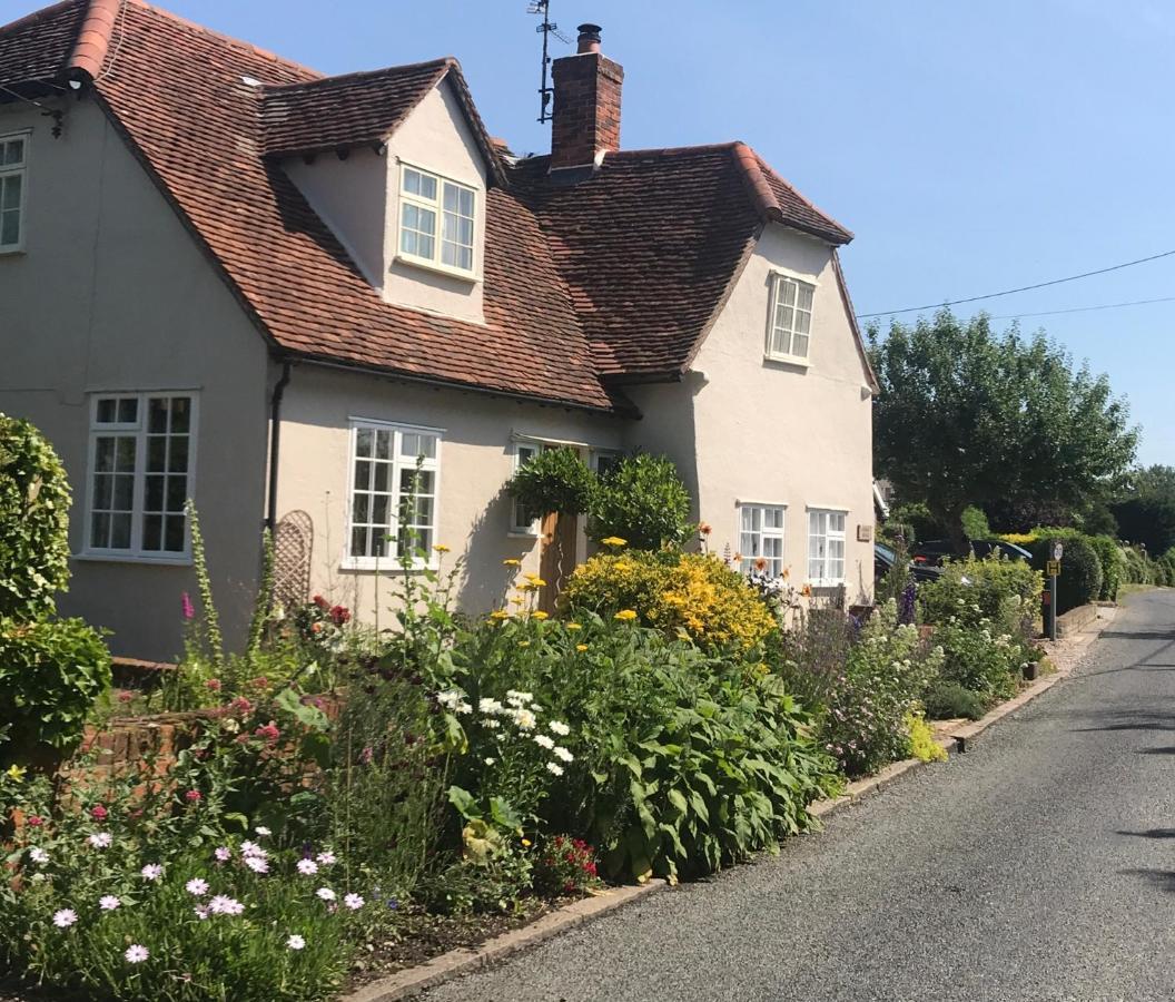 Corner House Luxury Bnb Little Dunmow Εξωτερικό φωτογραφία